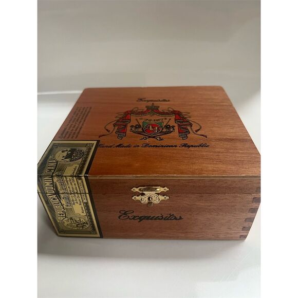 Arturo Fuente Exquisitos Empty Wooden Cigar Box Dominican Republic - Picture 1 of 16